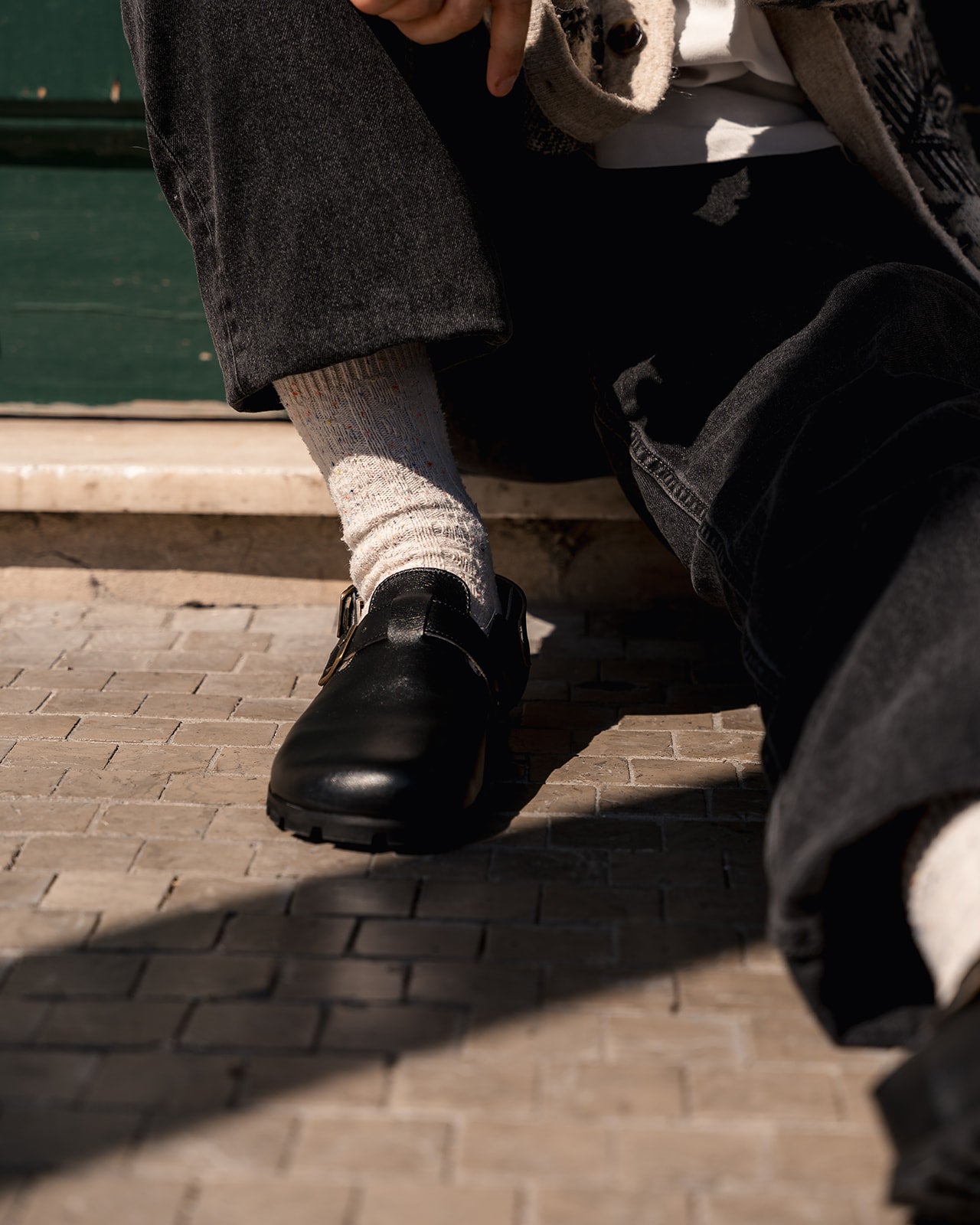 Ikaros Glaze - Barefoot Clog (Black)