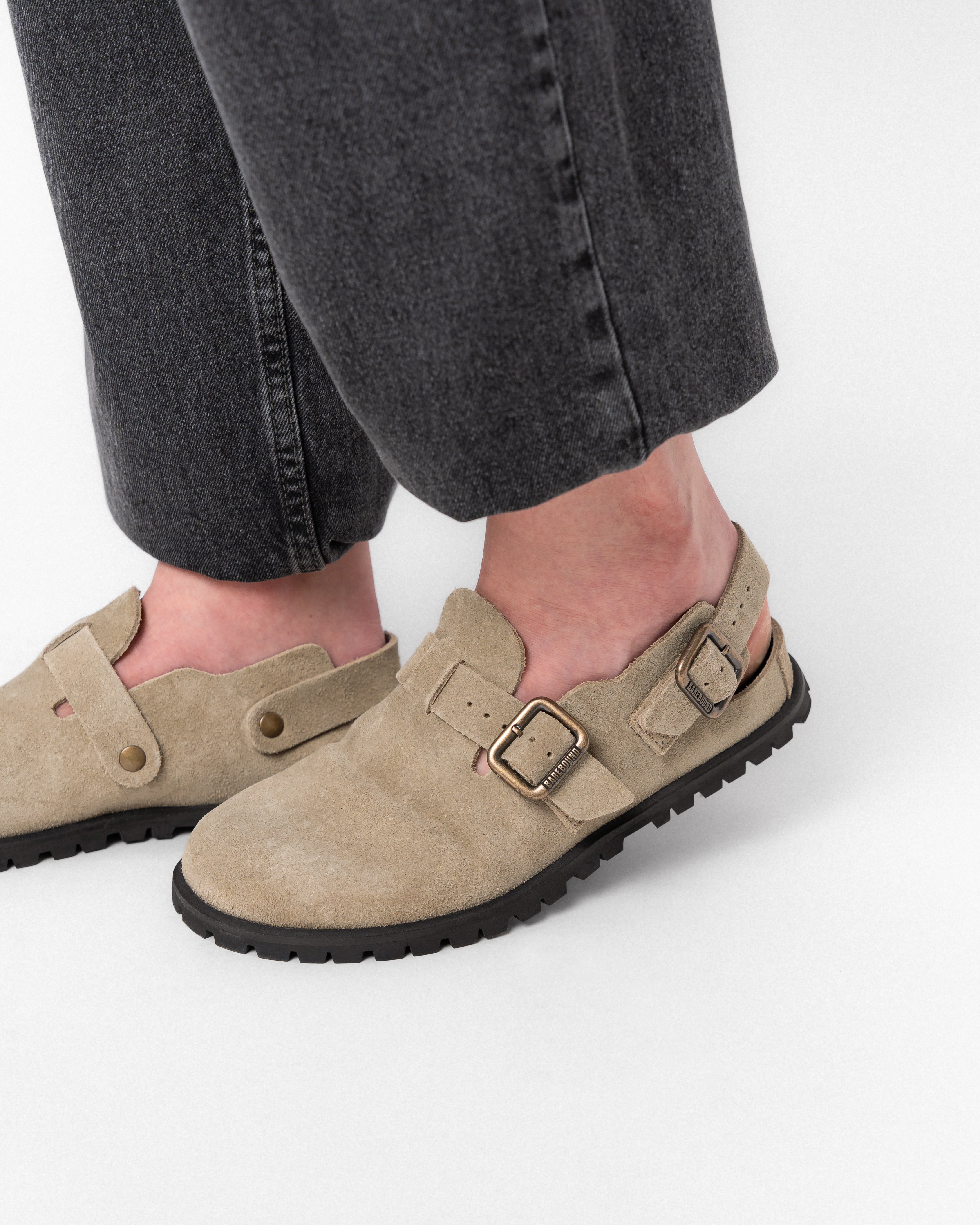 Ikaros - Barefoot Clog