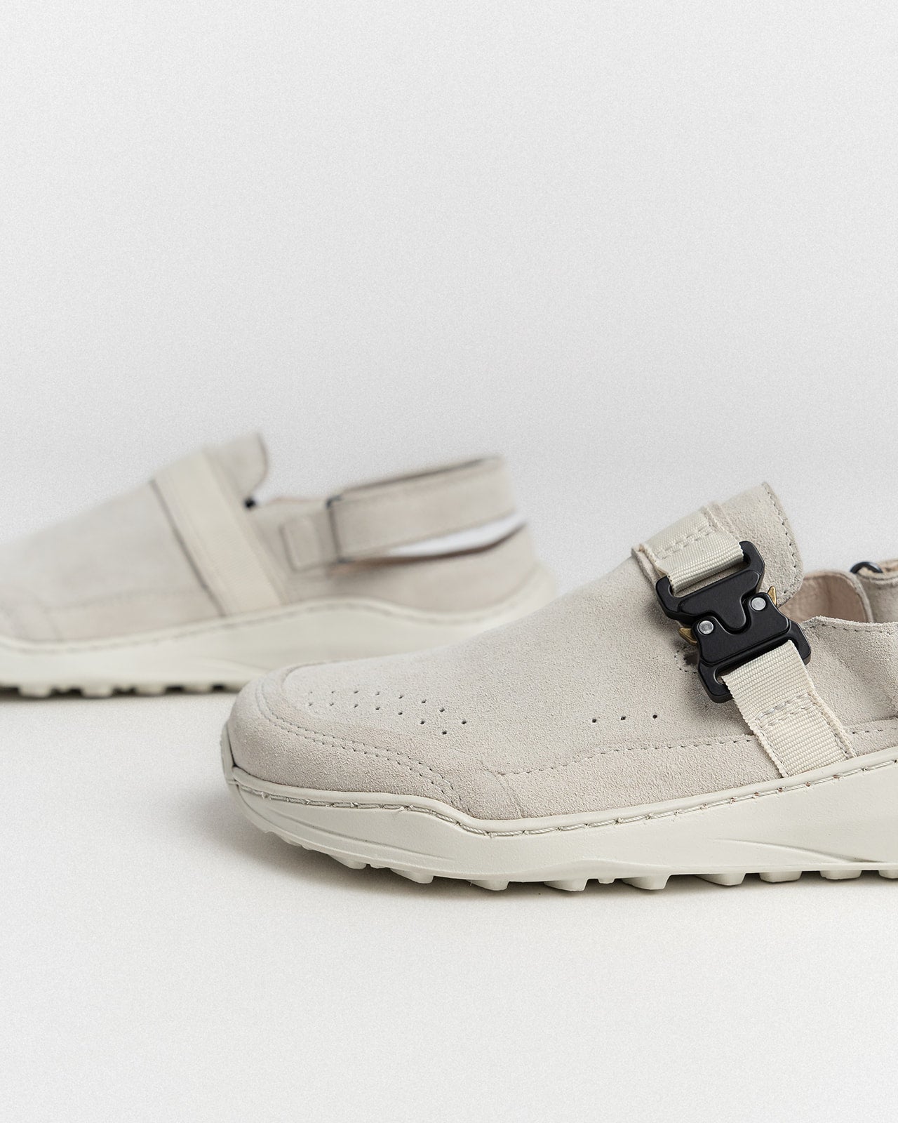 VULCAN - Barefoot Clog (Off White)