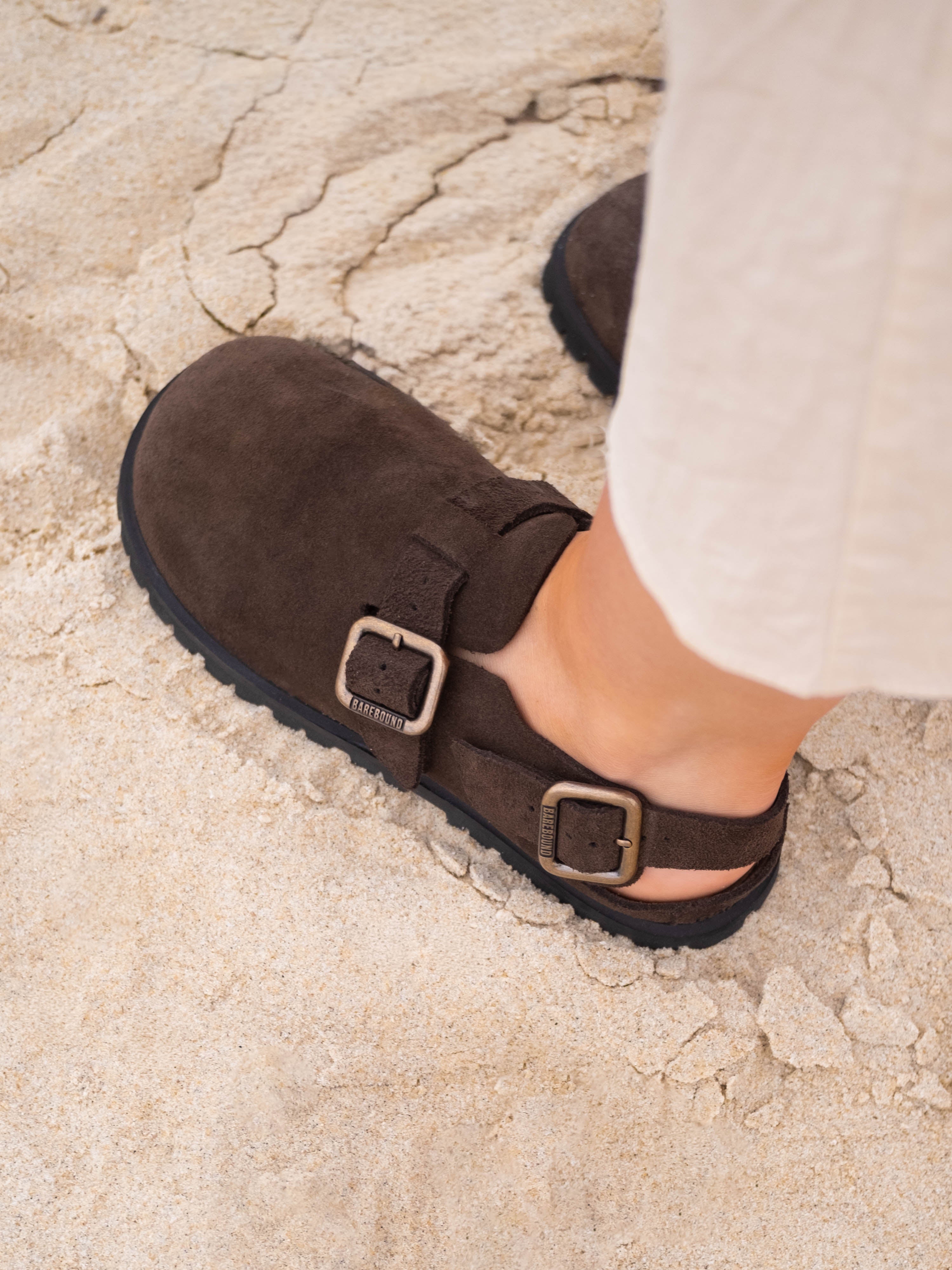 IKAROS II - Barefoot Clog (Dark Brown)